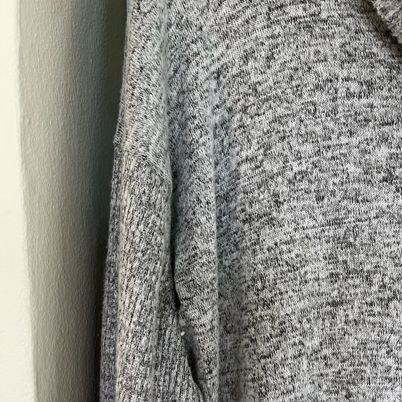 Gray Lounge Set - Picture 4 of 15